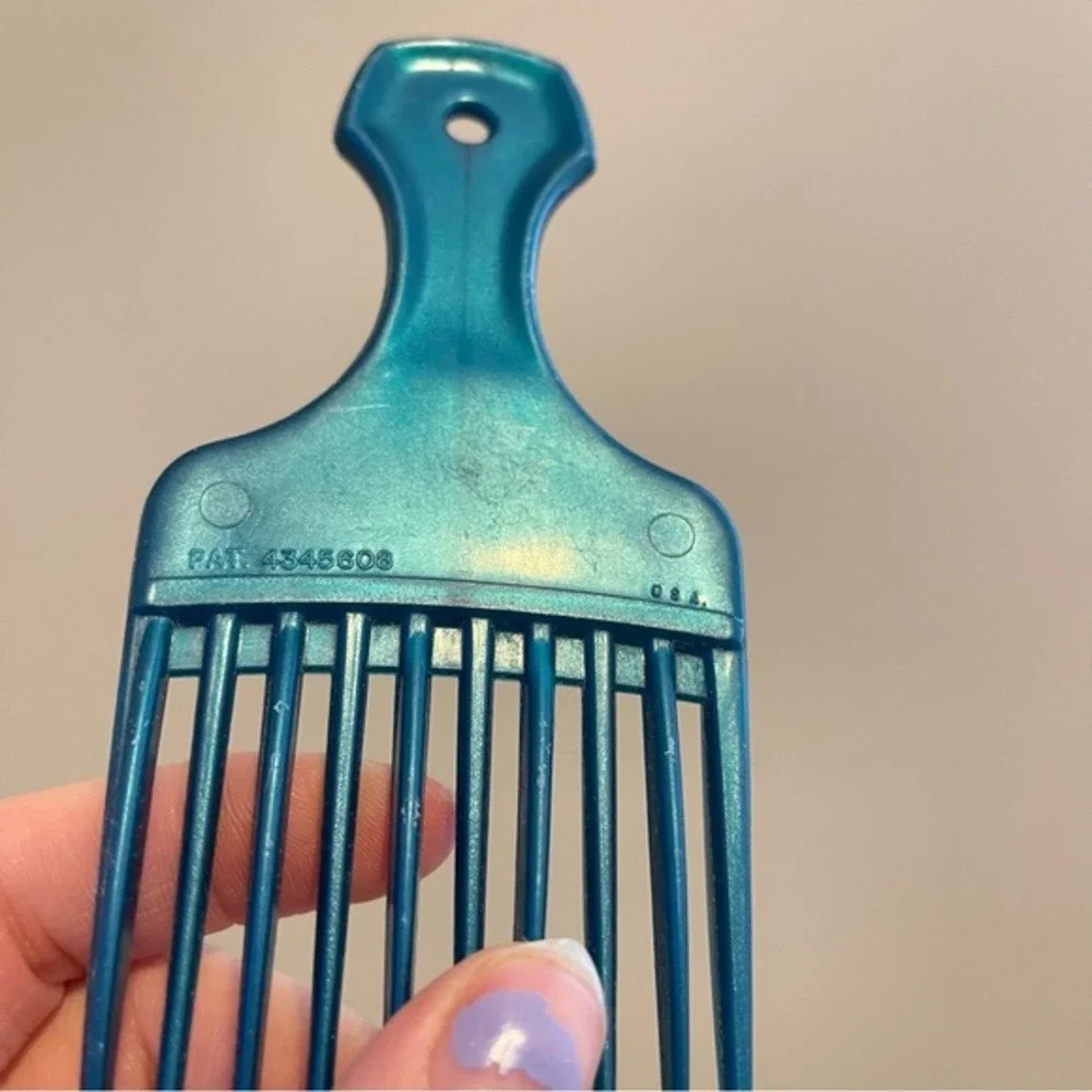 Vintage 1980s USA Patent 4345608 Plastic Hair Pick Lift Comb 5